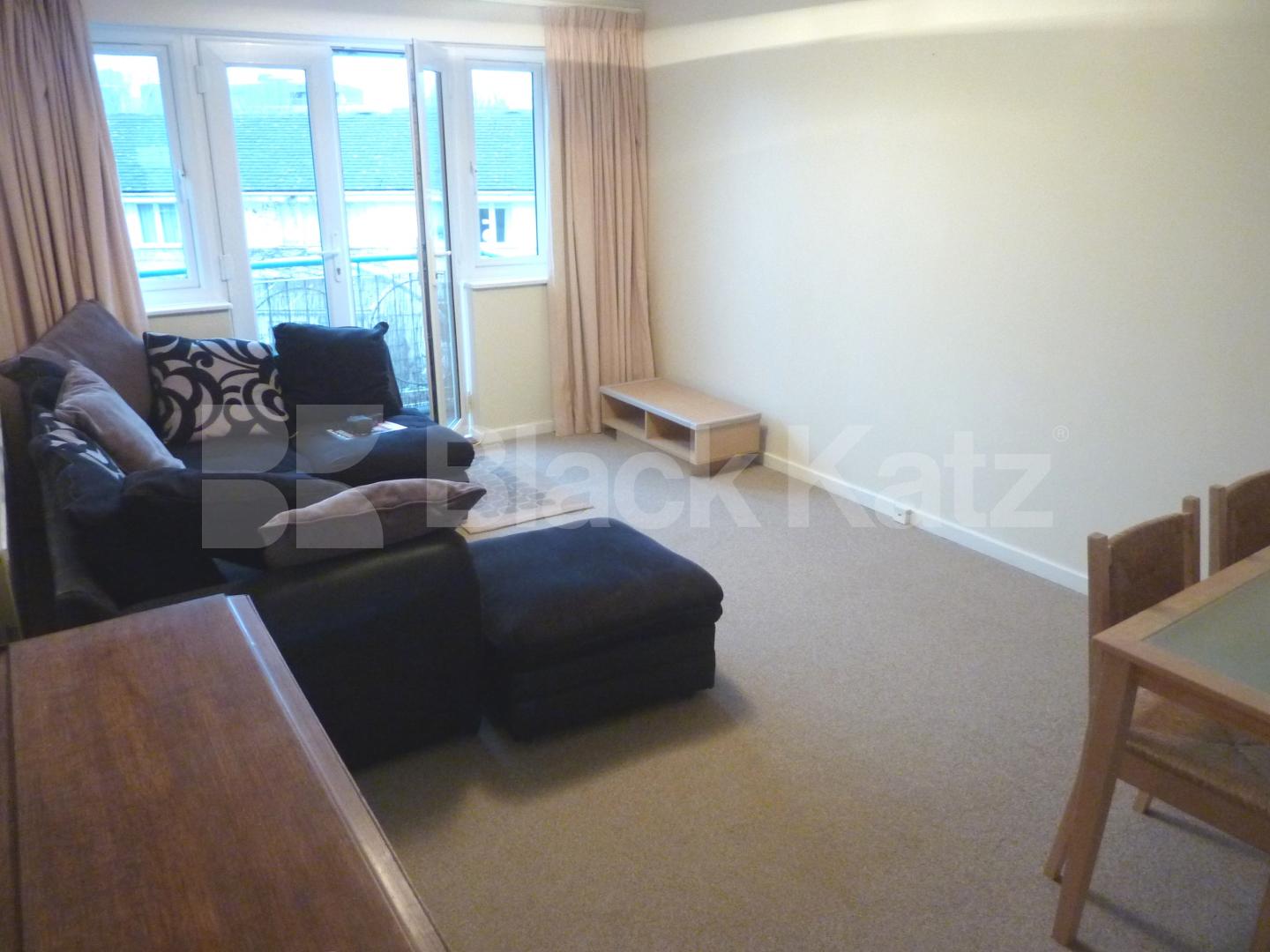 			NEW INSTRUCTION!, 1 Bedroom, 1 bath, 1 reception Flat			 Barker Drive, CAMDEN